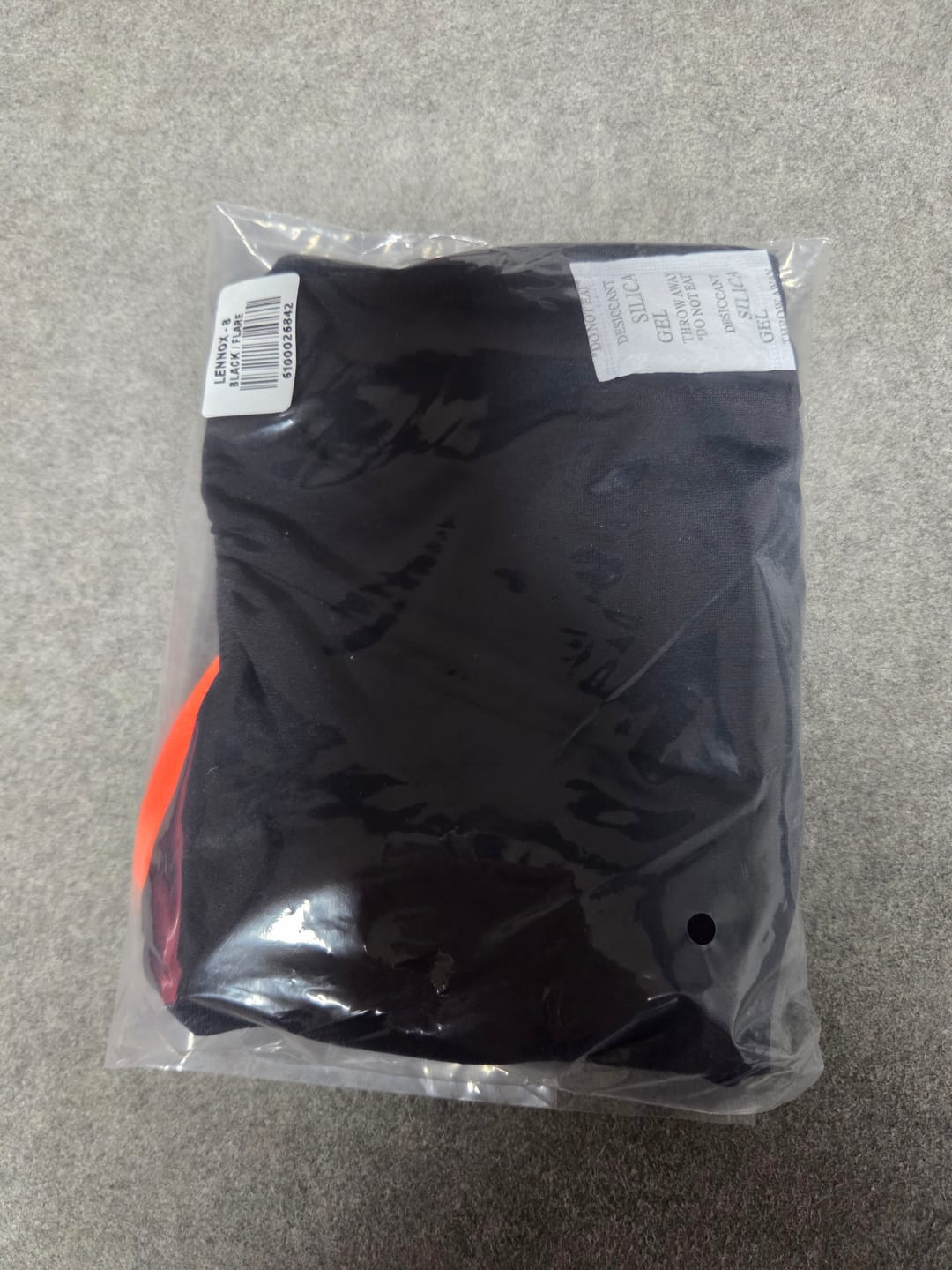 Customer photo review of LENNOX ONE PIECE - Black|Flare