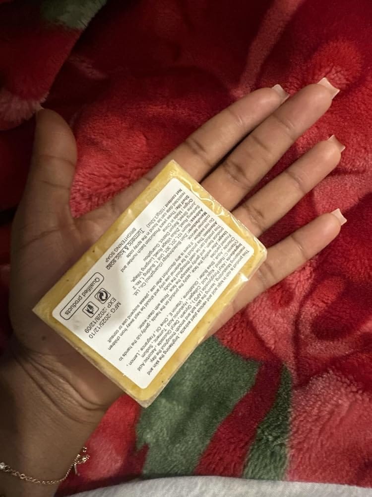 Customer photo review of Dark Spots Out Bar™