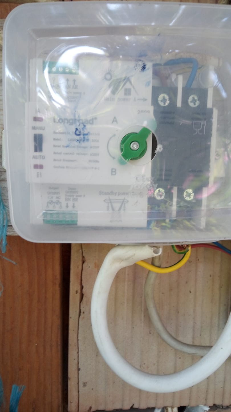 Customer photo review of Comutator de transfer automat monofazat pentru panouri fotovoltaice 230V 63A ATS