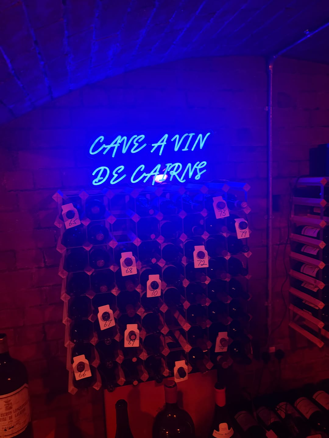 Customer photo review of Custom Neon: CAVE A VIN DE C...
