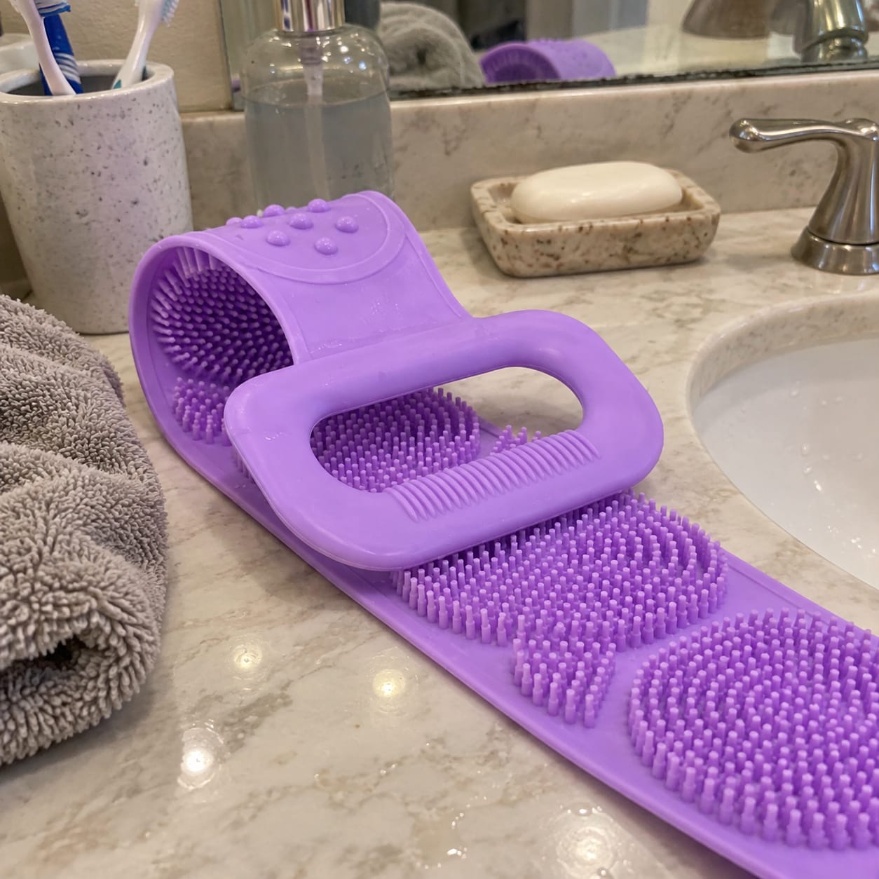 Customer photo review of Silicone Back Scrubber