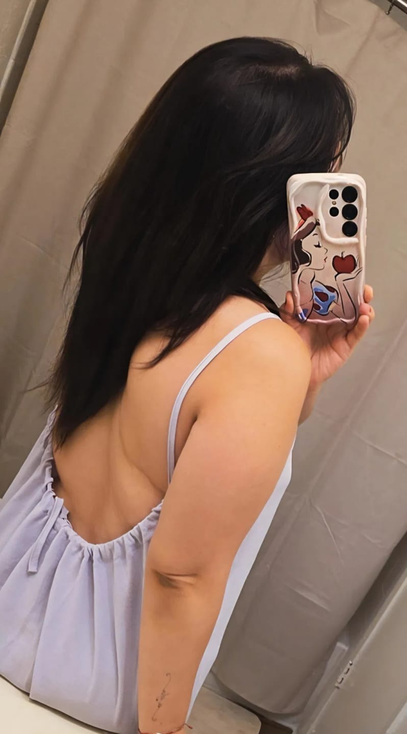 Customer photo review of Reveal™ – Vestido de Espalda Abierta
