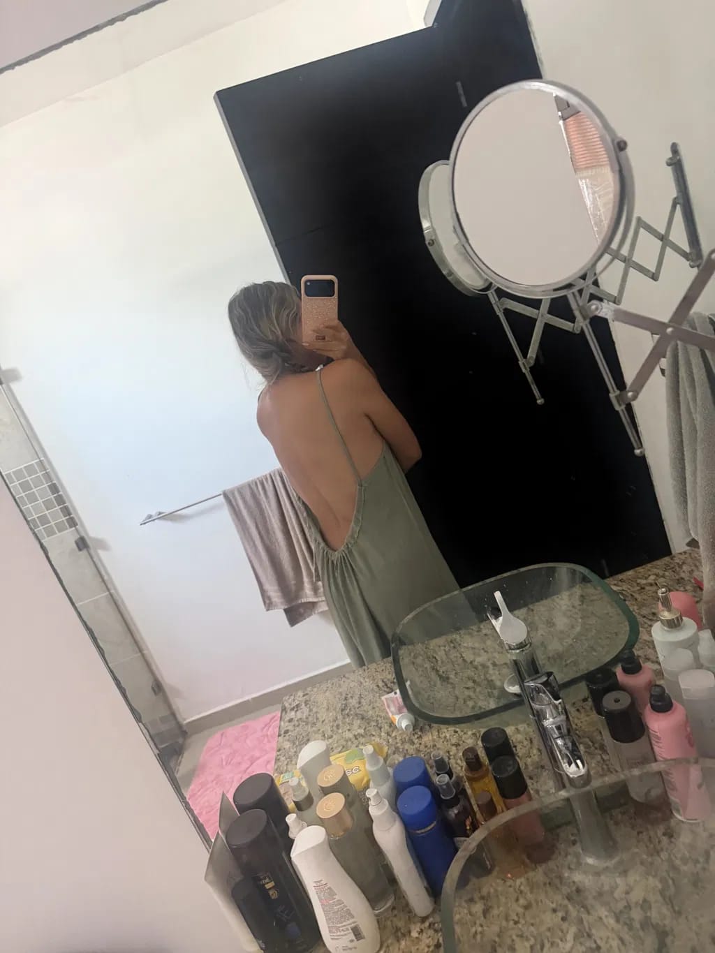 Customer photo review of Reveal™ – Vestido de Espalda Abierta