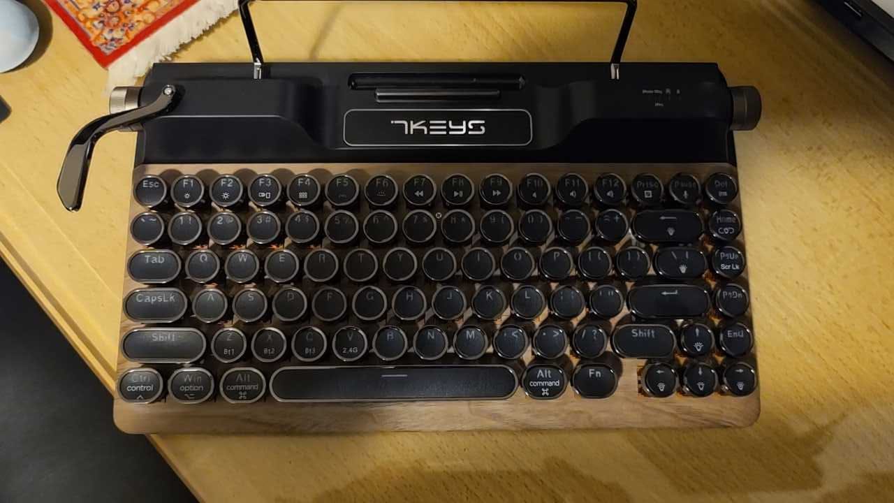 Customer photo review of Classic Typewriter Keyboard