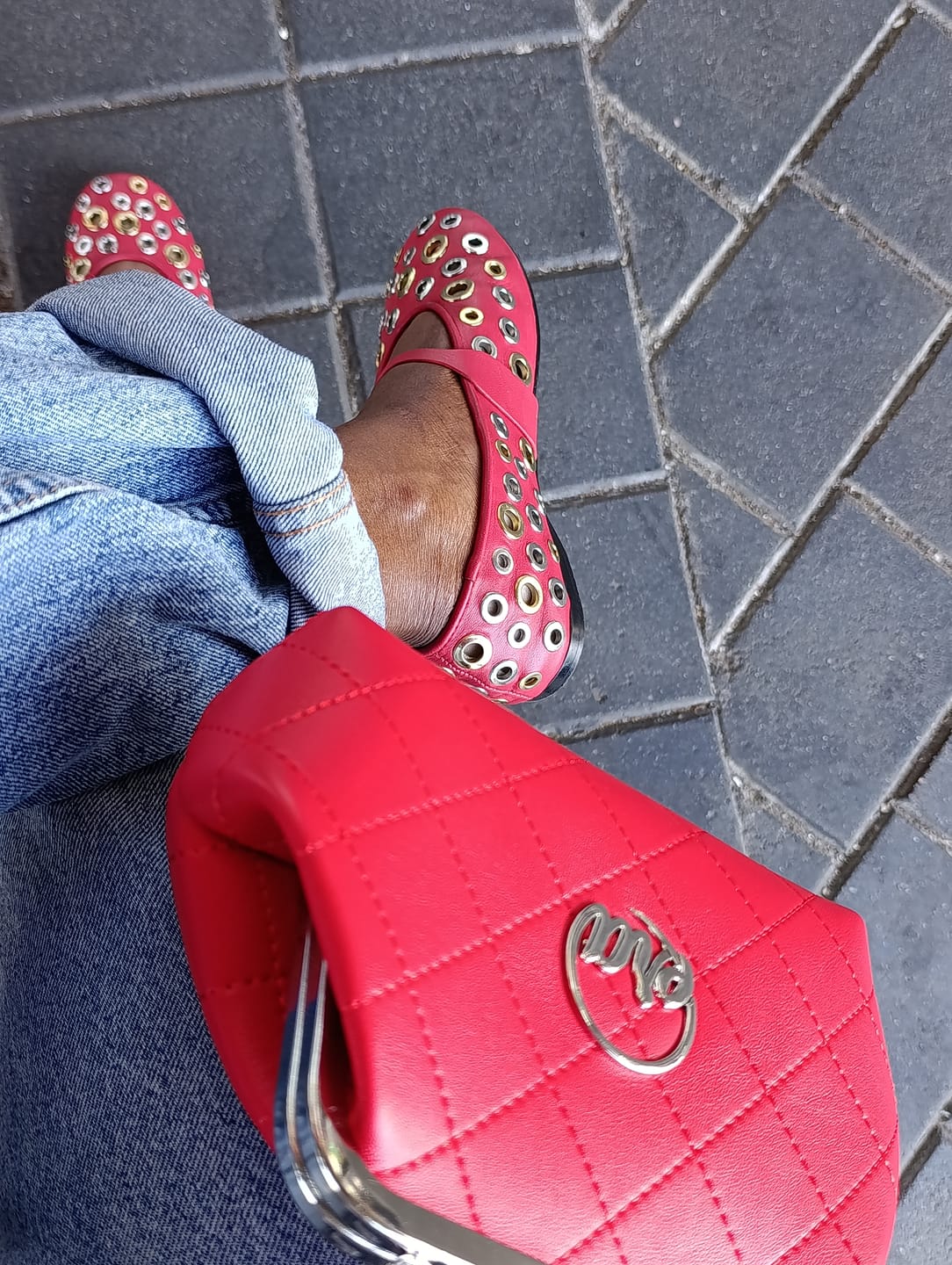 Customer photo review of ERA Mini Kisslock Chain Bag – Red