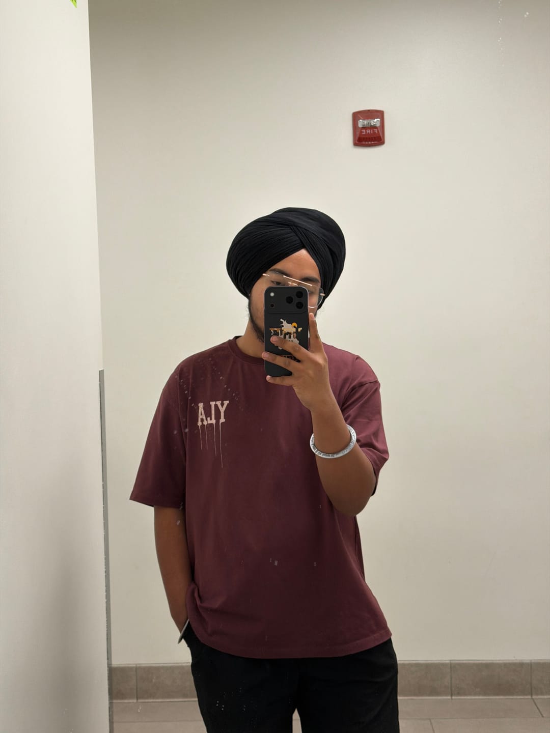 Customer photo review of W428 - Drip Oversized Tee