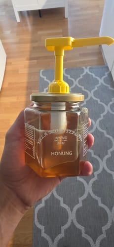 Customer photo review of 2 kg Svensk Flytande Honung (4 × 500 g) + Honungspump