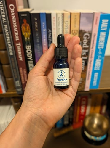 Customer photo review of True Egyptian Angelica Oil 10 mL | Cold-Pressed