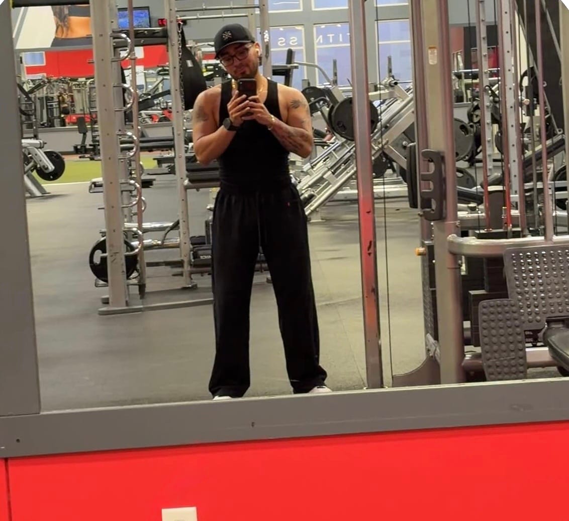 Customer photo review of 2145 - Ember Sweats