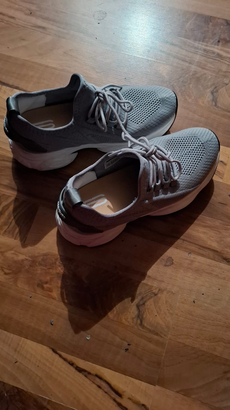 Customer photo review of ELEVATESHOES LIMITLESS