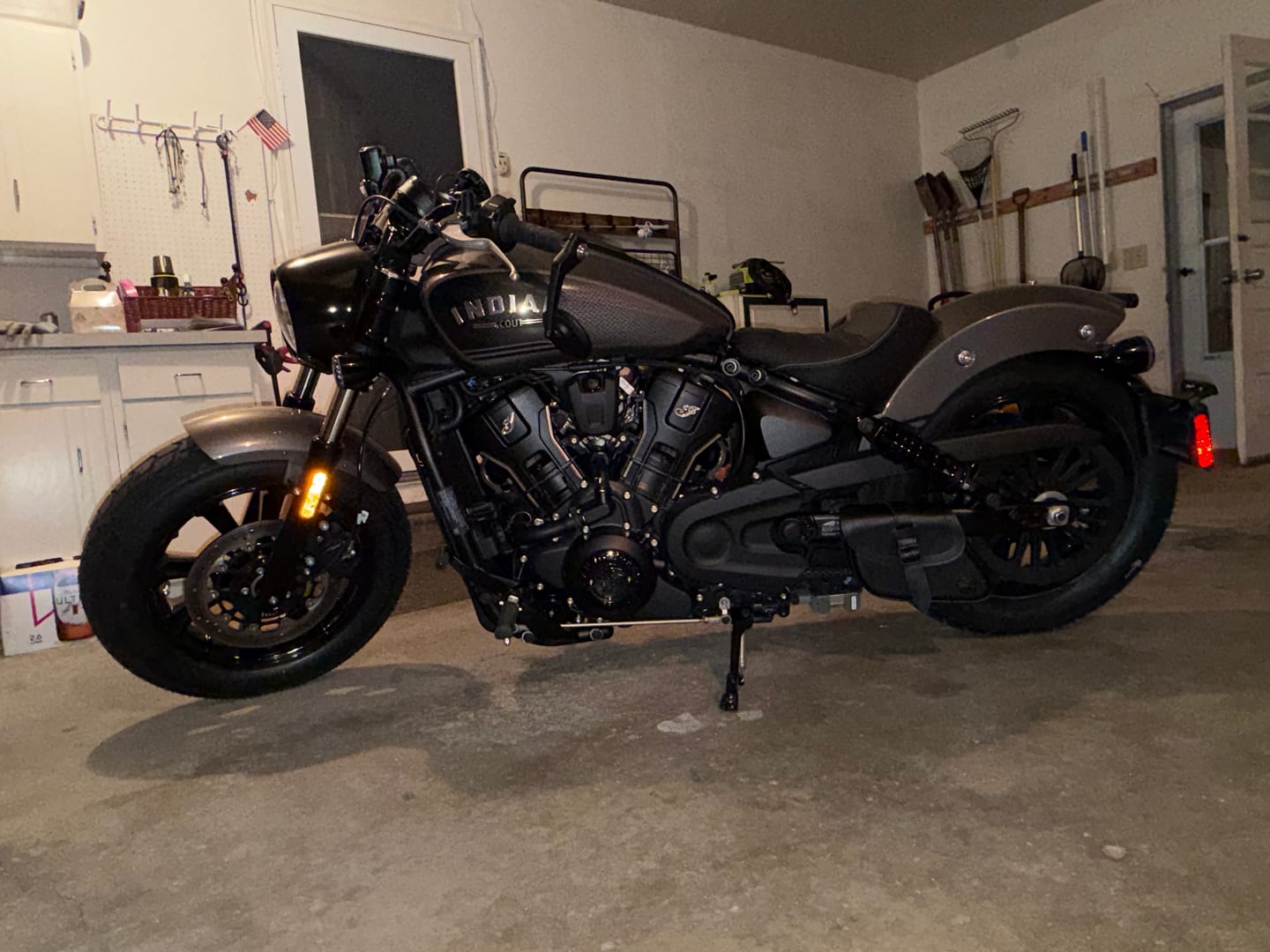 Customer photo review of 2L - Bullet Indian Scout Leather Motorcycle Swingarm Bag (Left Only)