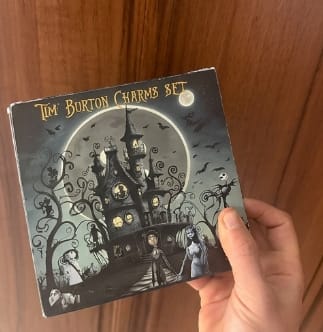 Customer photo review of Calendario de Adviento Tim Burton