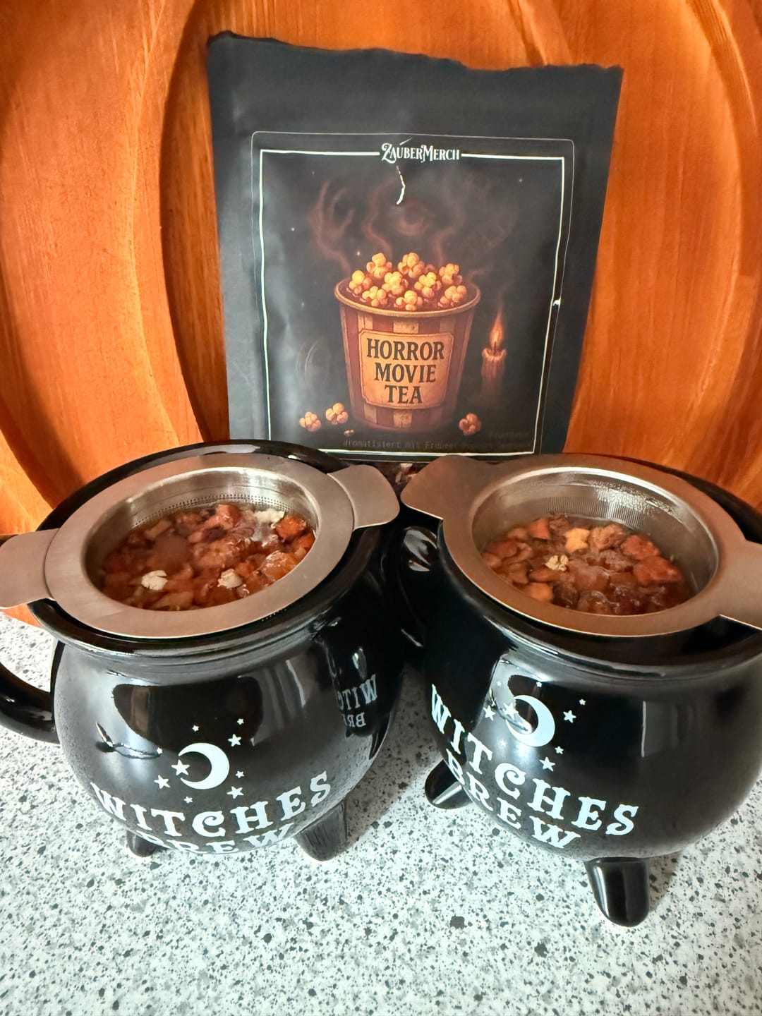 Customer photo review of Horror Movie Tea – Früchtetee mit Erdbeer-Popcorn-Geschmack | Halloween Tee