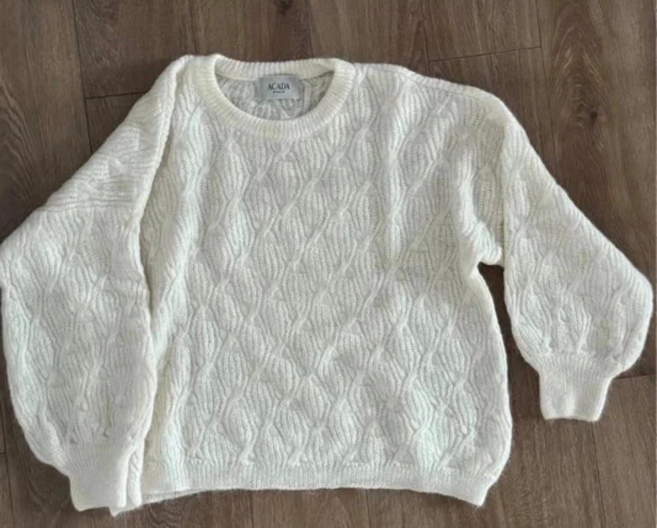 Customer photo review of ICONIC Merino Vilnos Megztinis