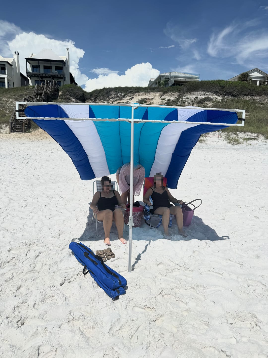 Customer photo review of ShadeSock™ - Wind-Inflating, Silent Beach Shade