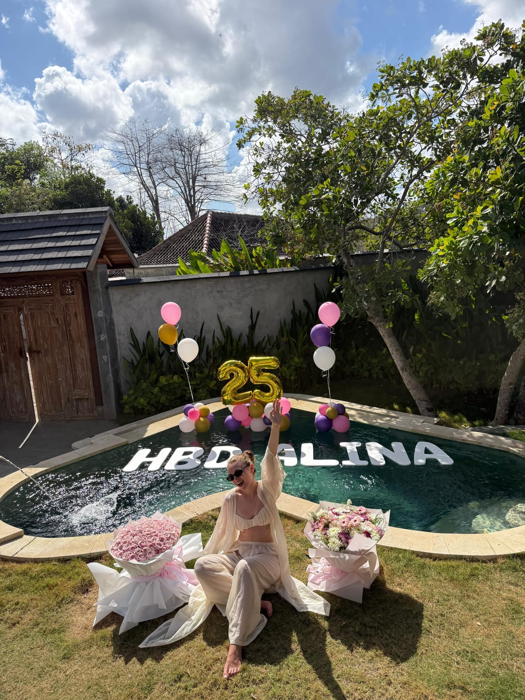Customer photo review of 🎈 Pool Balloon Decoration Setup