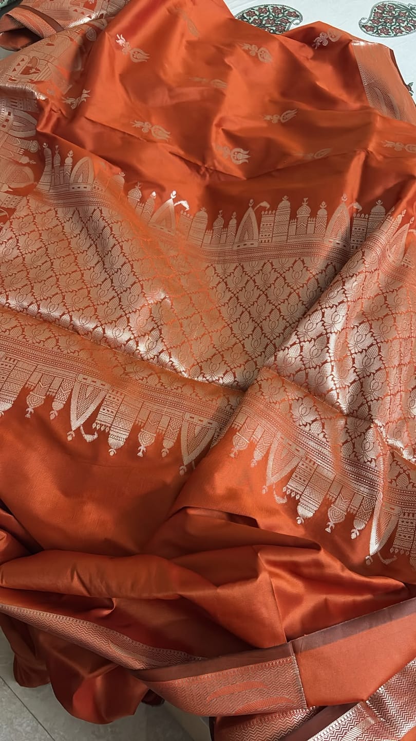 Customer photo review of Orange Kalyug Semi Katan Silk Banarasi Saree
