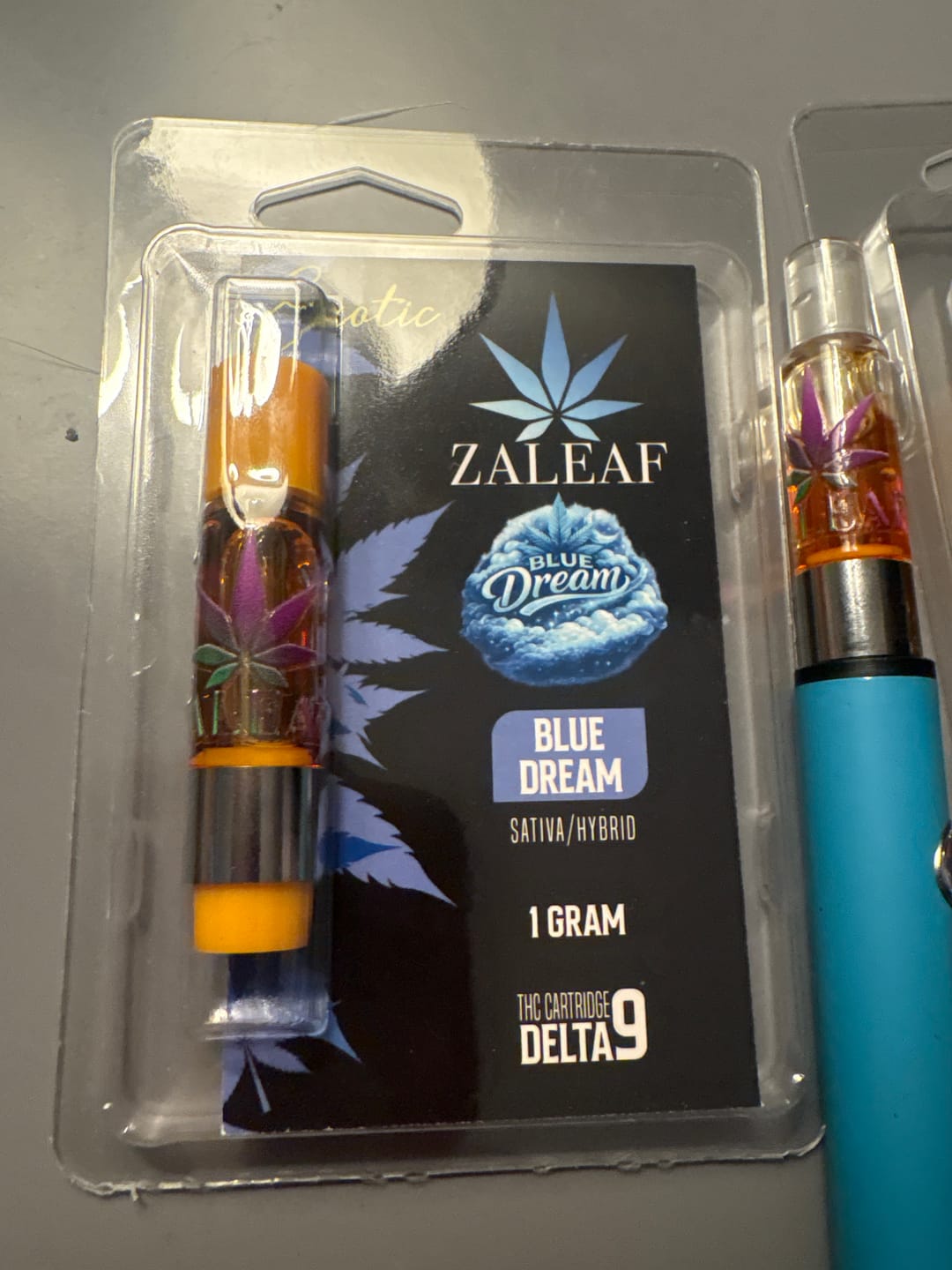 Customer photo review of ZALEAF Delta-9 Vape Cartridge – 1G Premium THC Blue Dream - Sativa/Hybrid