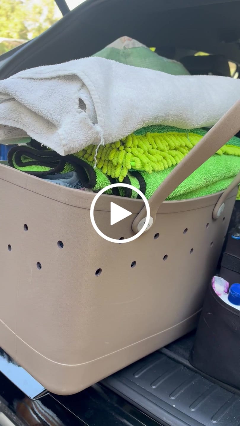 Customer video review of Maxi Tribe Bag in Mangrove