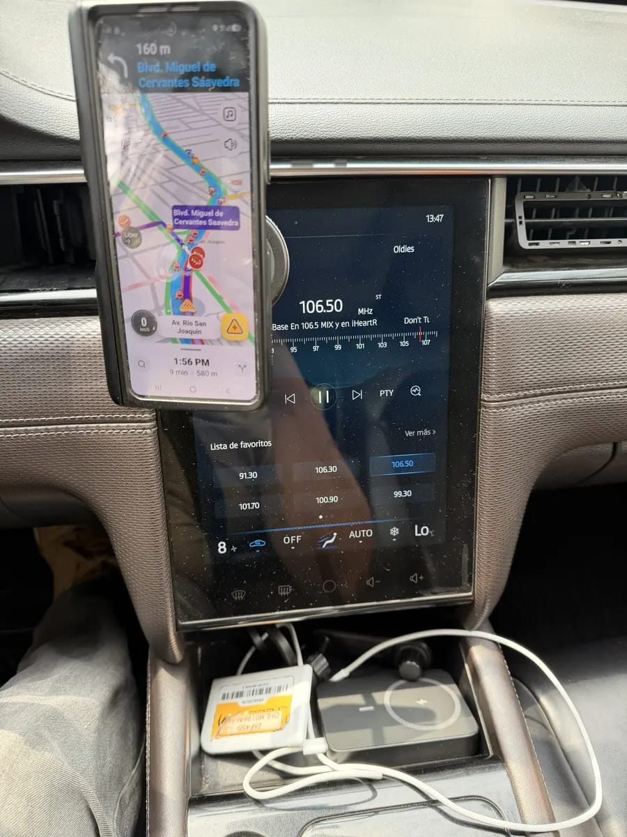 Customer photo review of 🧲 Soporte Magnético SmartHold Pro®