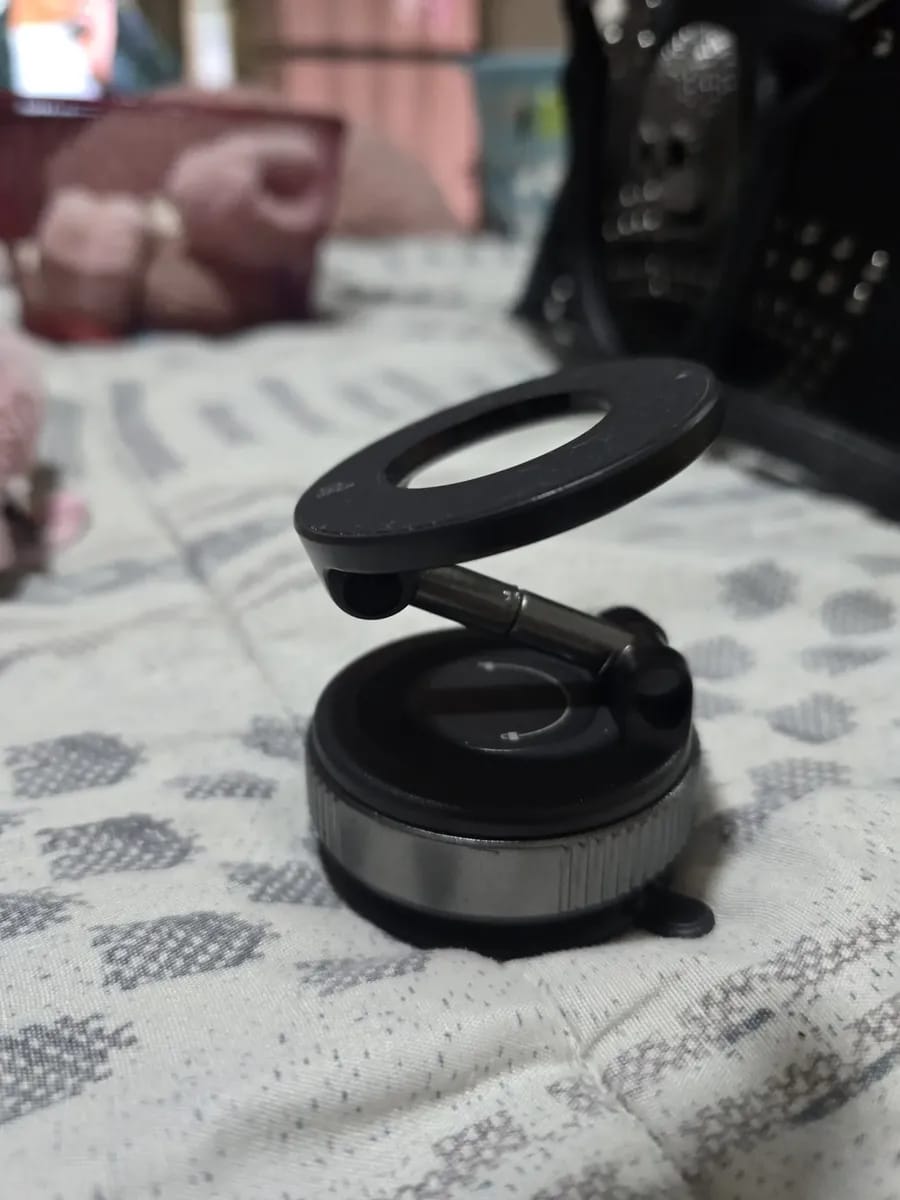 Customer photo review of 🧲 Soporte Magnético SmartHold Pro®