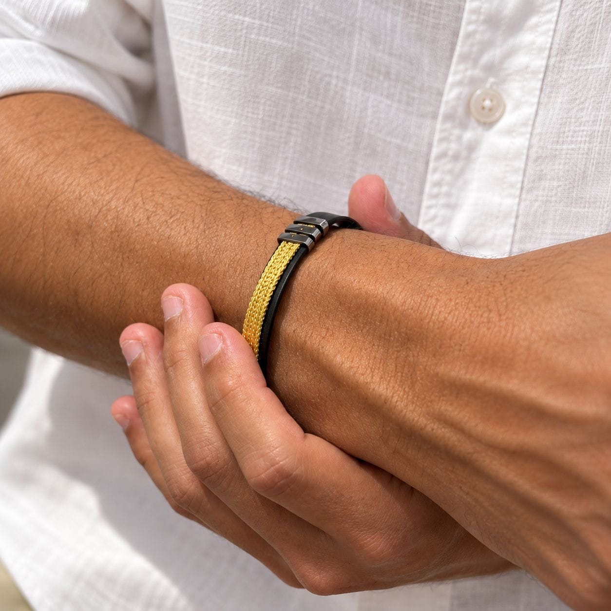 Customer photo review of Men Aura Heritage Leather Bracelet