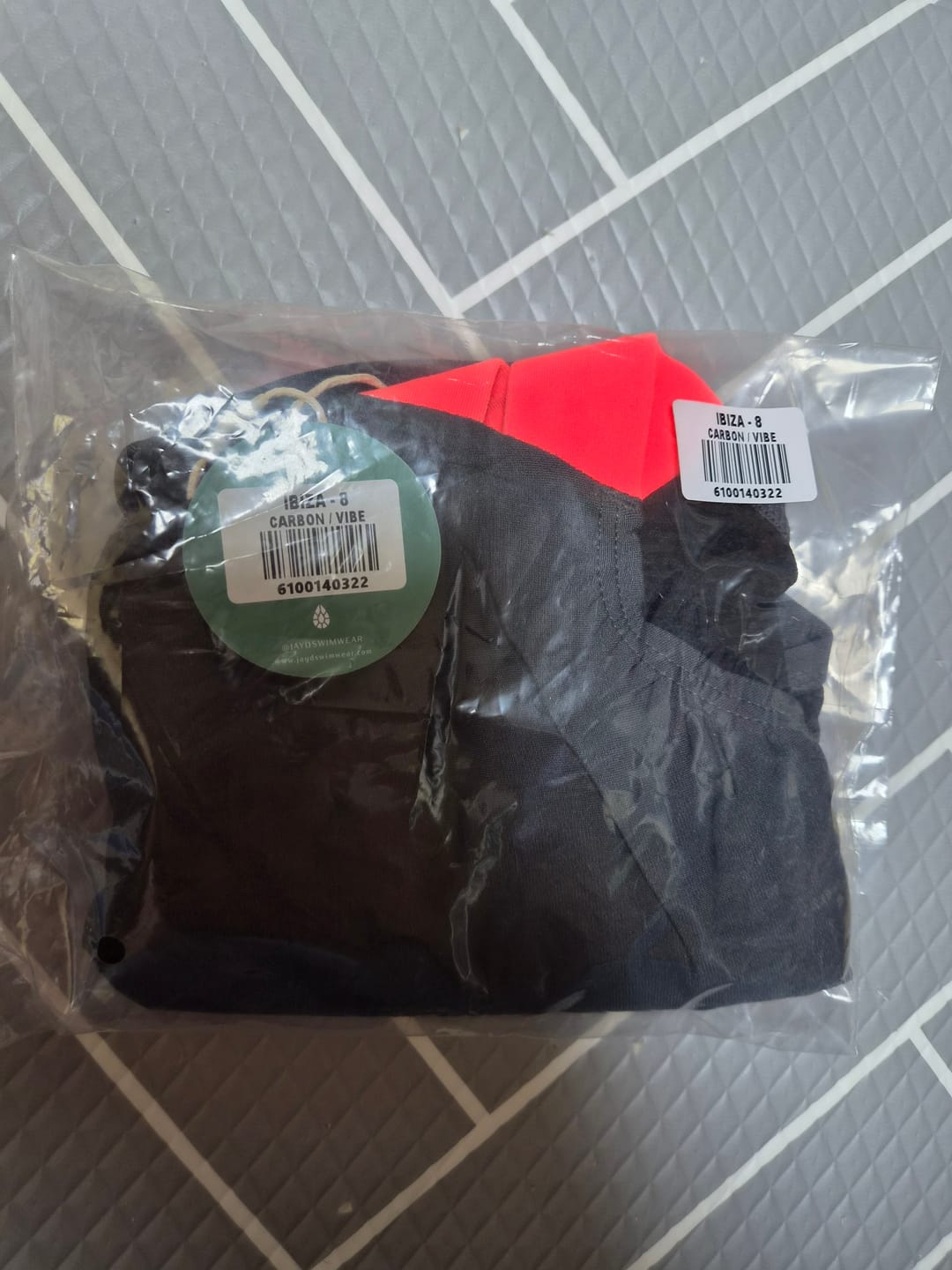 Customer photo review of IBIZA ONE PIECE || Carbon|Vibe