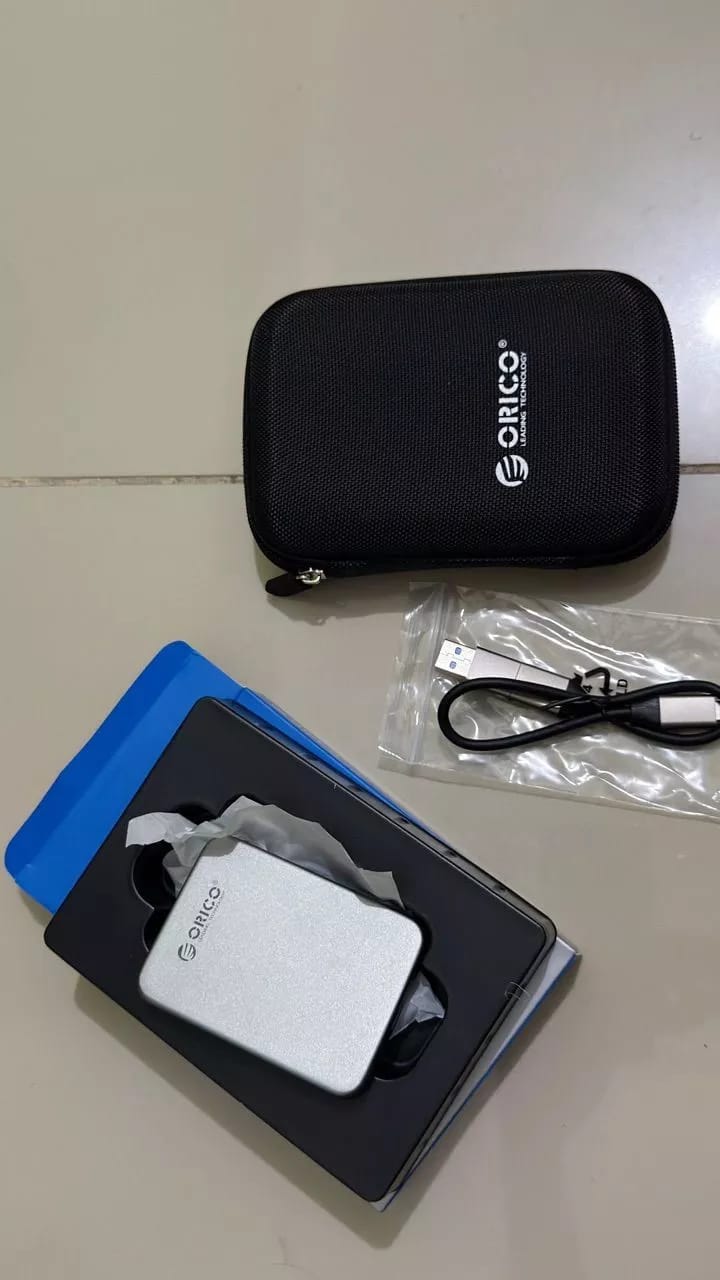 Customer photo review of ORICO k20 Magnetic Portable SSD (32GB - 2TB)