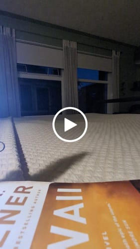 Customer video review of SmartWings Motorized Light Filtering Roller Shades 70% Blackout Linen