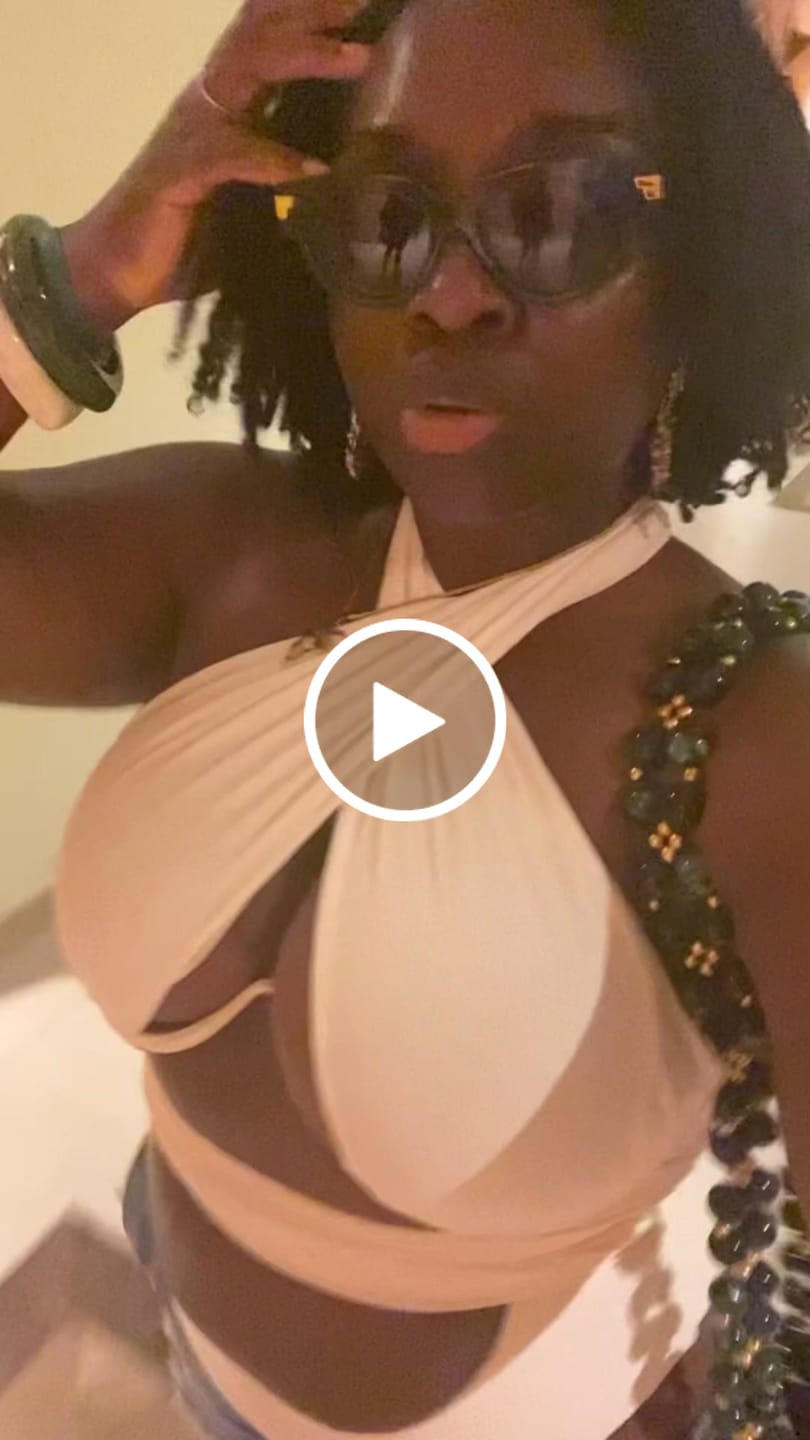 Customer video review of Bella