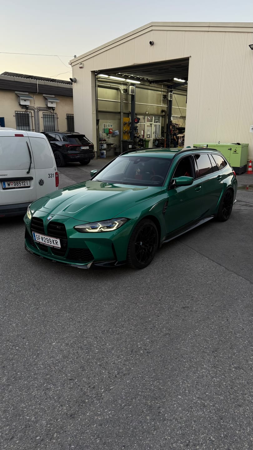 Customer photo review of BMW M3 G80 G81 / M4 G82 G83 Gloss Black Abs Mp Style Front Lip Splitter (2021+)