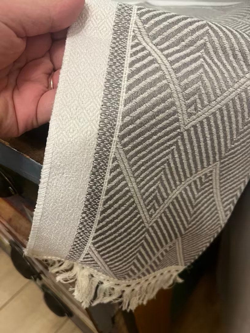 Customer photo review of LoomLine | Tischläufer Gewebt