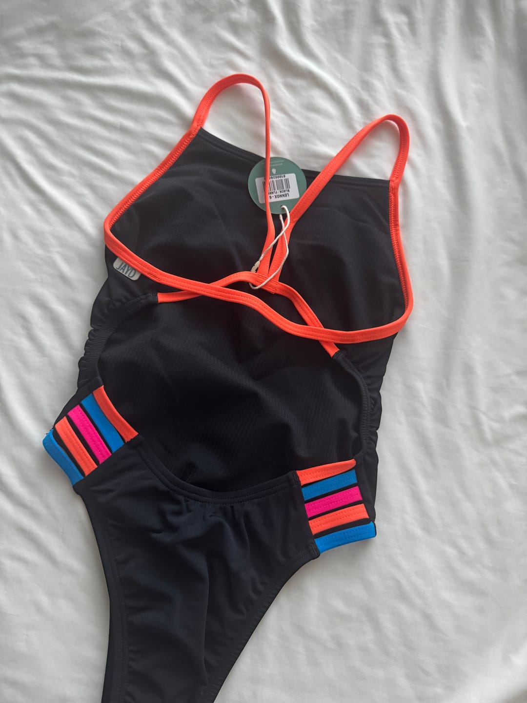 Customer photo review of LENNOX ONE PIECE - Black|Flare