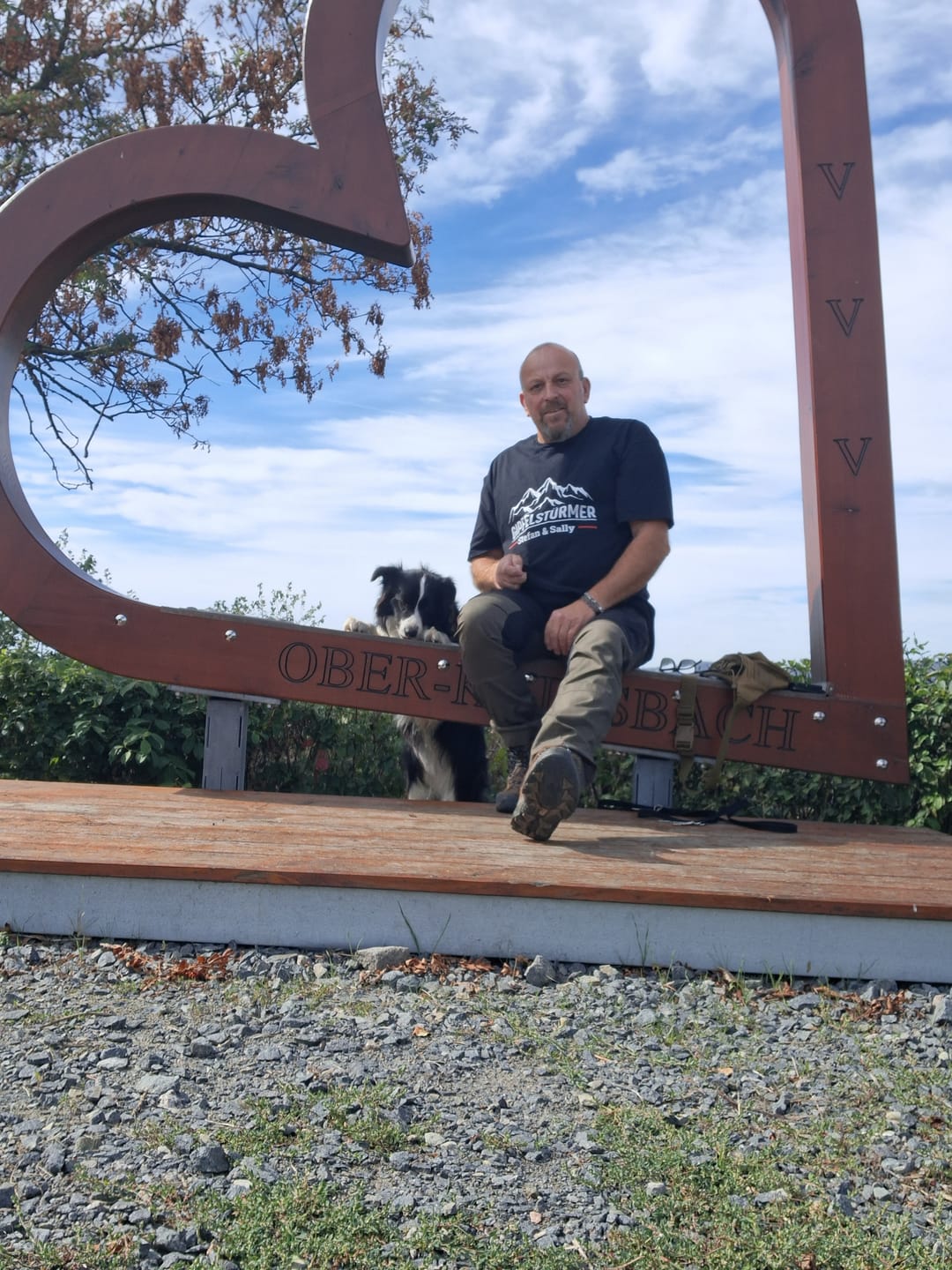 Customer photo review of Personalisiertes Gipfelstürmer - T-Shirt (unisex)