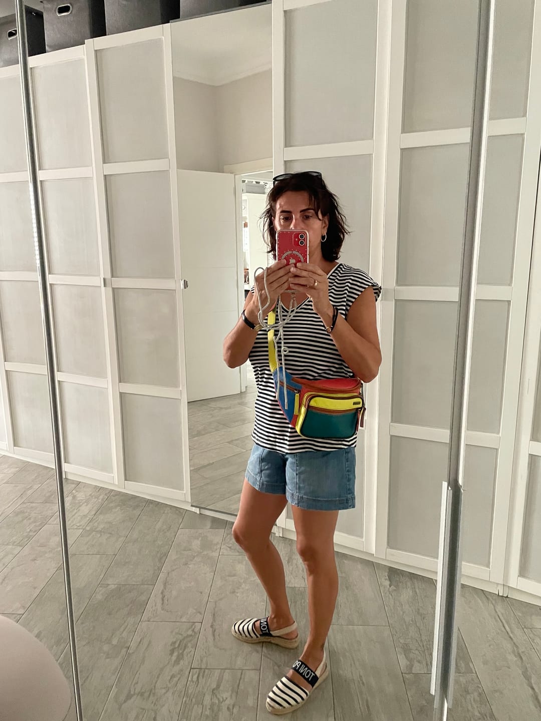 Customer photo review of Riñonera RetroChic Happy Colors · Piel · Pieza Única Núm. 18396