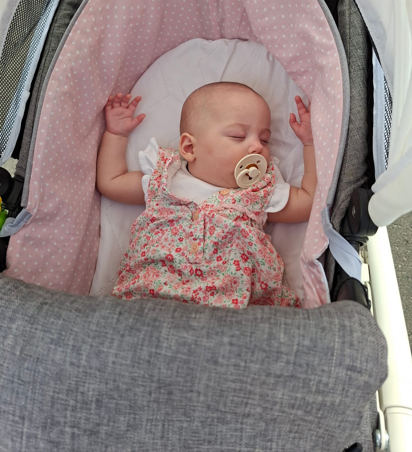 Customer photo review of BIBS Colour - krémfehér/rubint (2 db)