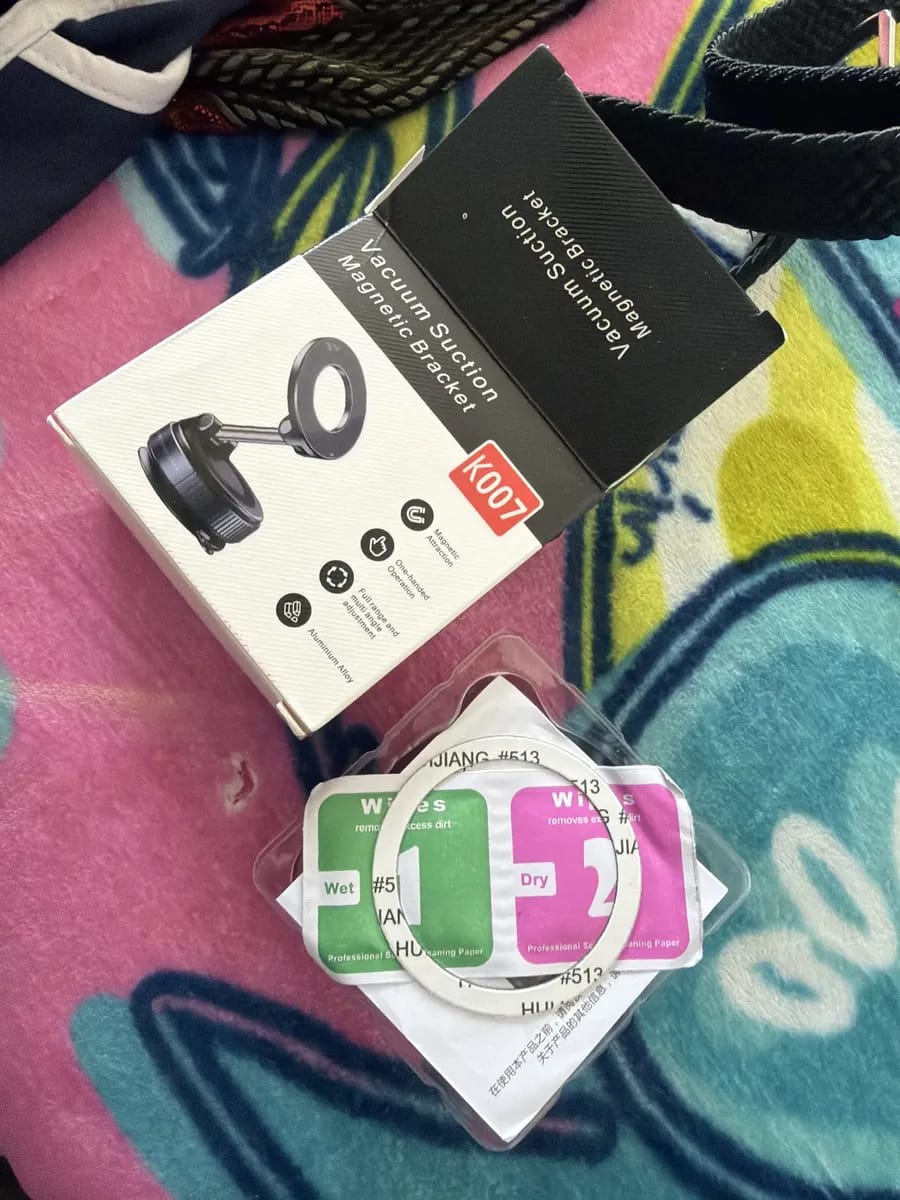 Customer photo review of 🧲 Soporte Magnético SmartHold Pro®