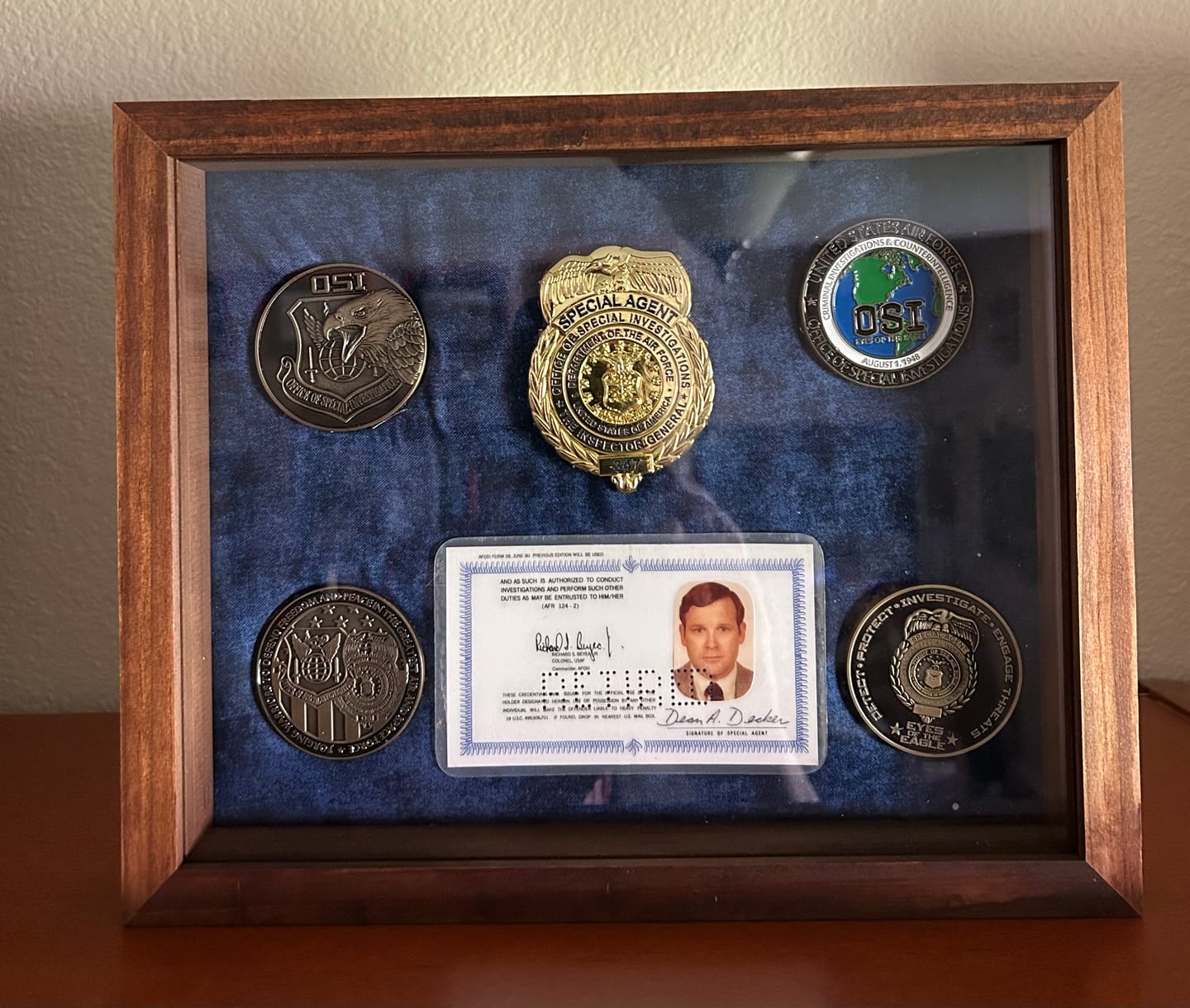 Customer photo review of US AFOSI/OSI Air Force Office of Special Investigations Special Agent Badge Replica Movie Props