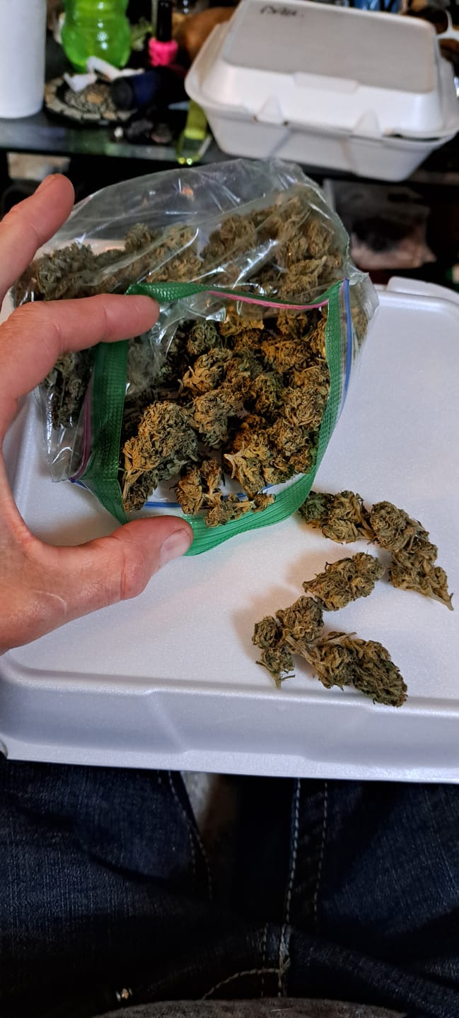 Customer photo review of Cheap THCA Smalls Pound