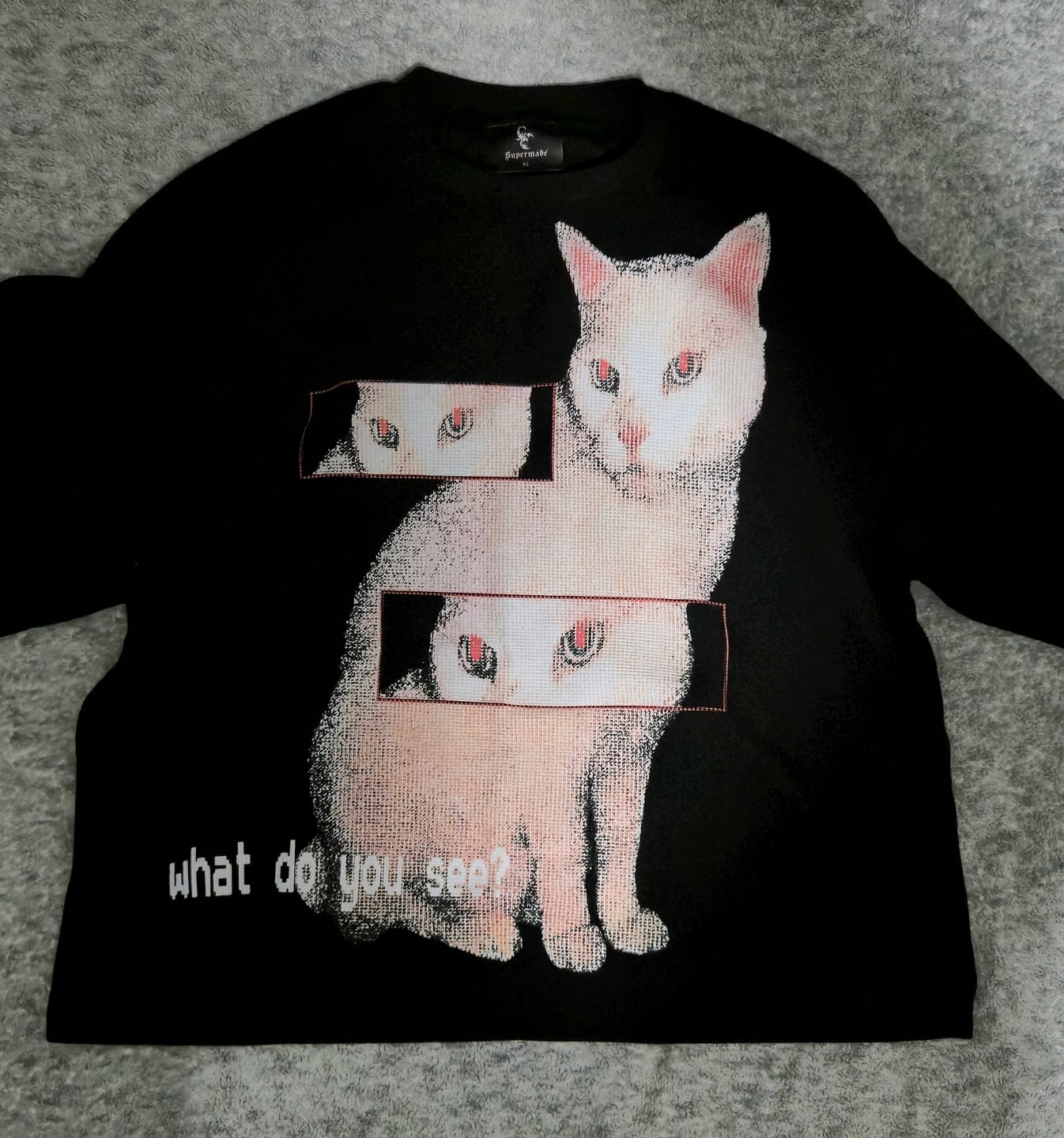 Customer photo review of Cat Print Long-Sleeved T-Shirt