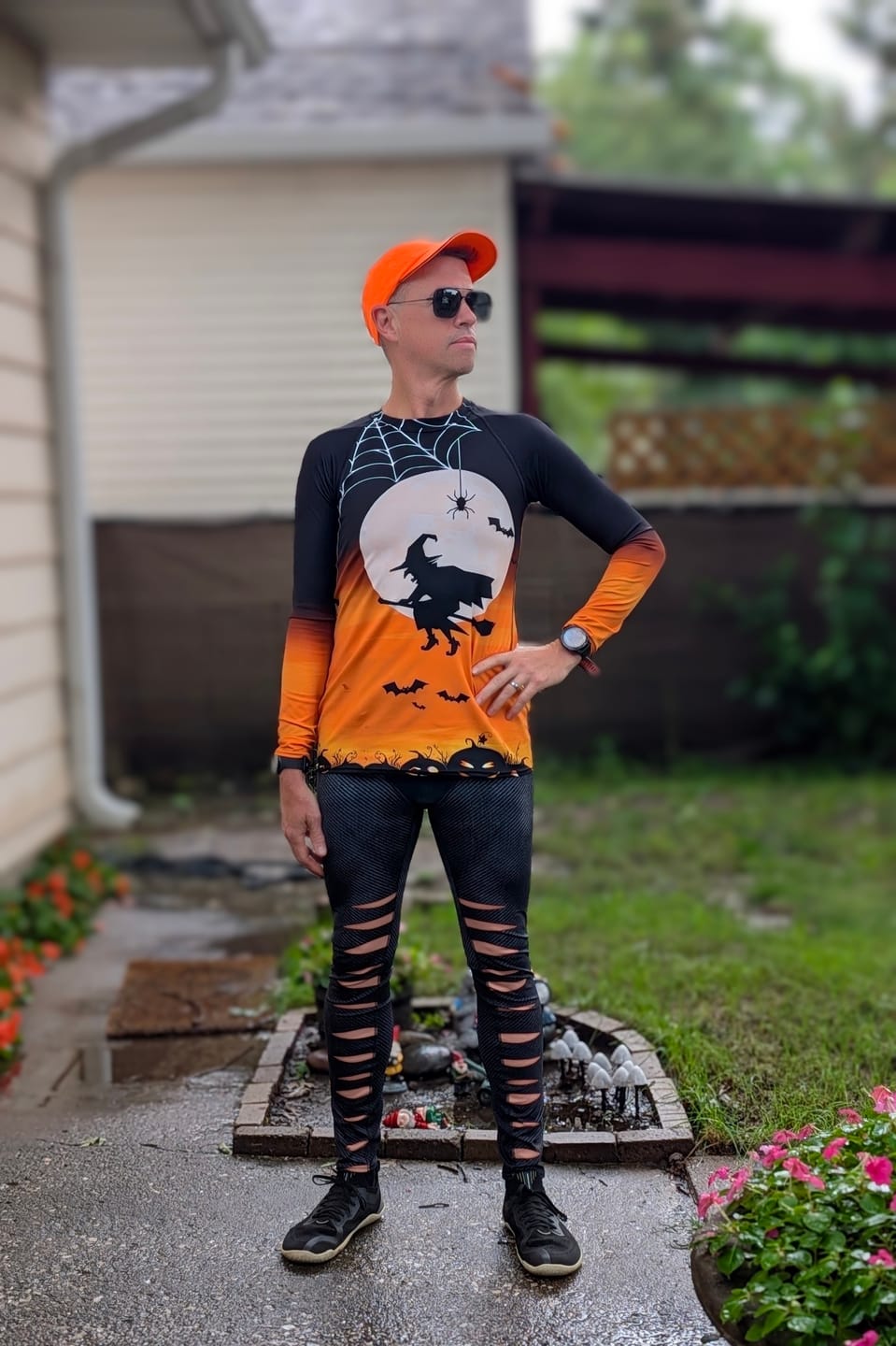 Customer photo review of Chic Slits Men's Leggings