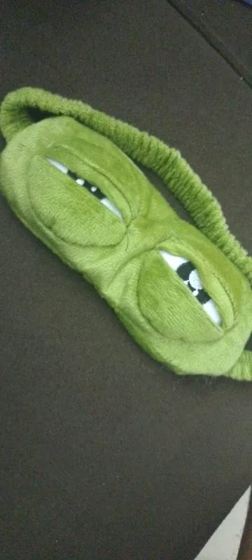 Customer photo review of Froggy's Ribbit Sleep Mask