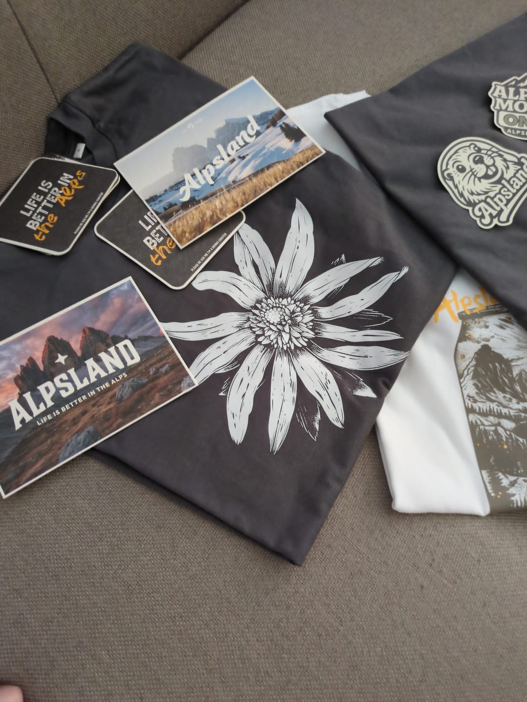 Customer photo review of Edelweiß - Herren Premium Organic Shirt