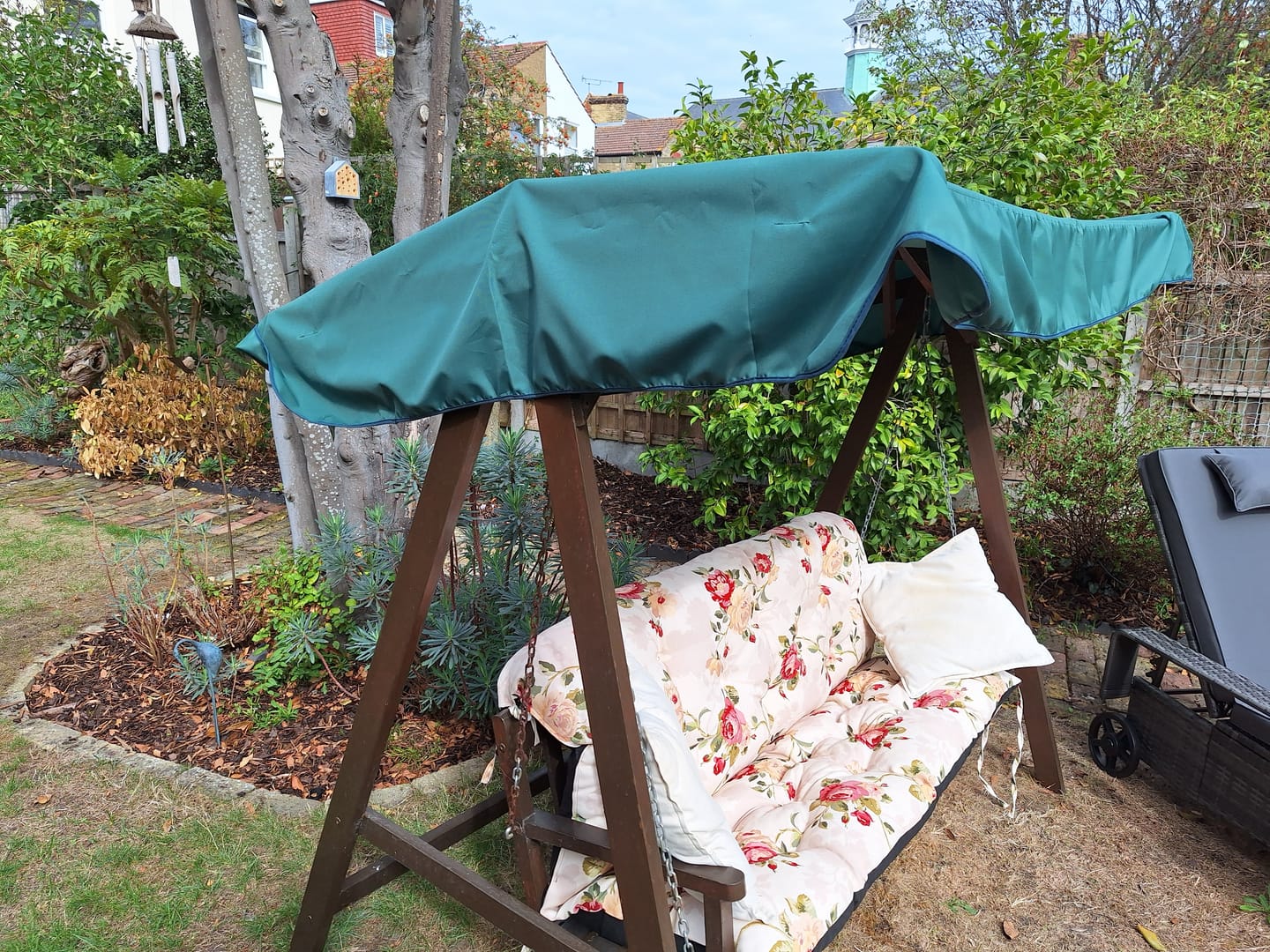 Customer photo review of Replacement Canopy for 3 Seater Hammock - Pendulum Garden Swing