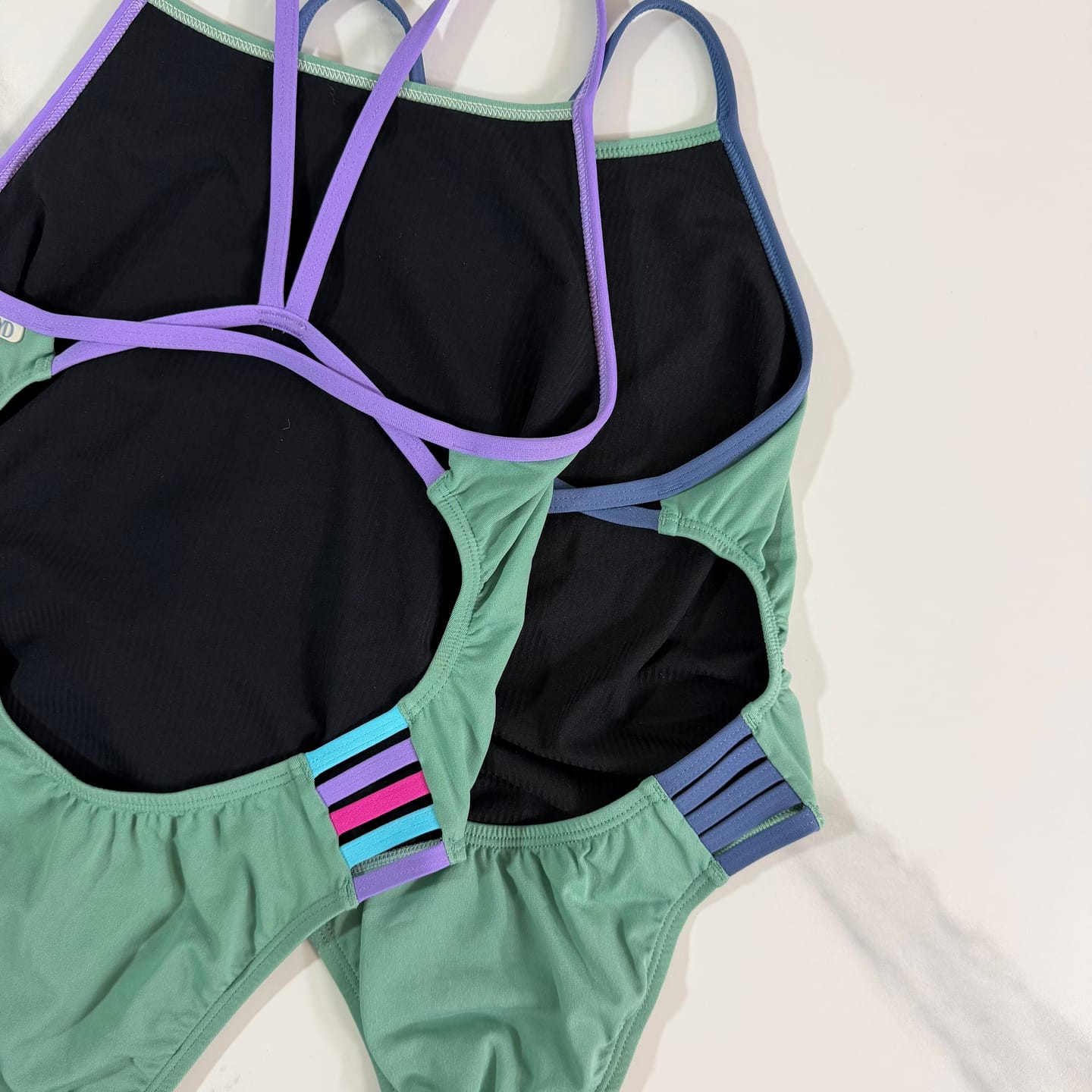 Customer photo review of LENNOX ONE PIECE - Matcha|Storm