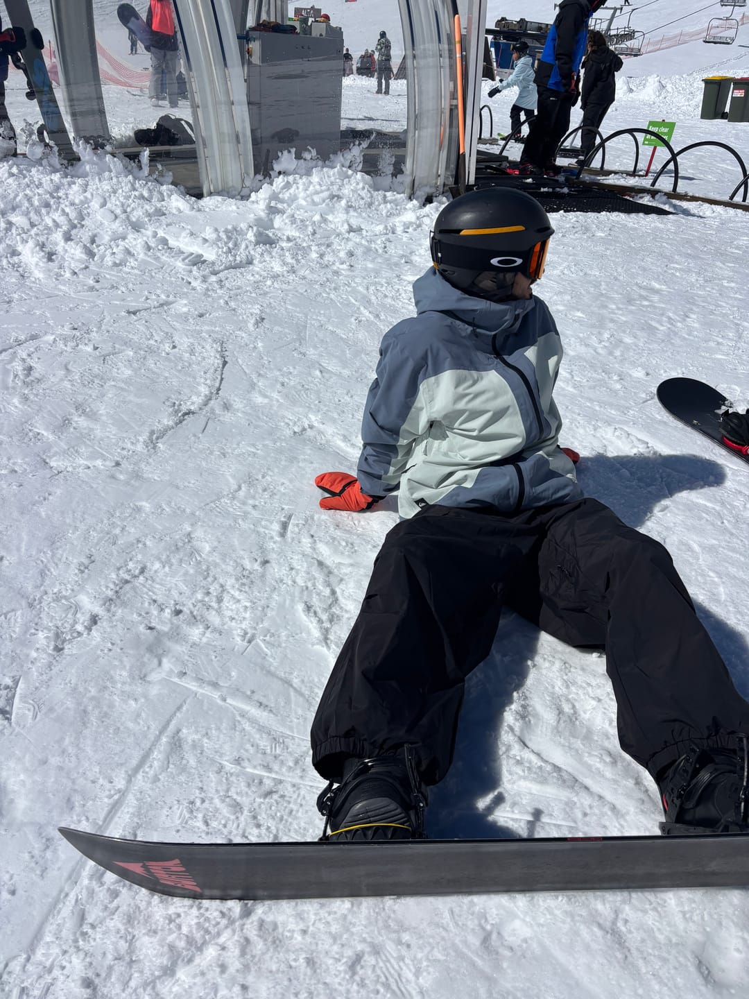 Customer photo review of Men's Black Baggy Wear-resistant Waterproof Snow Pants
