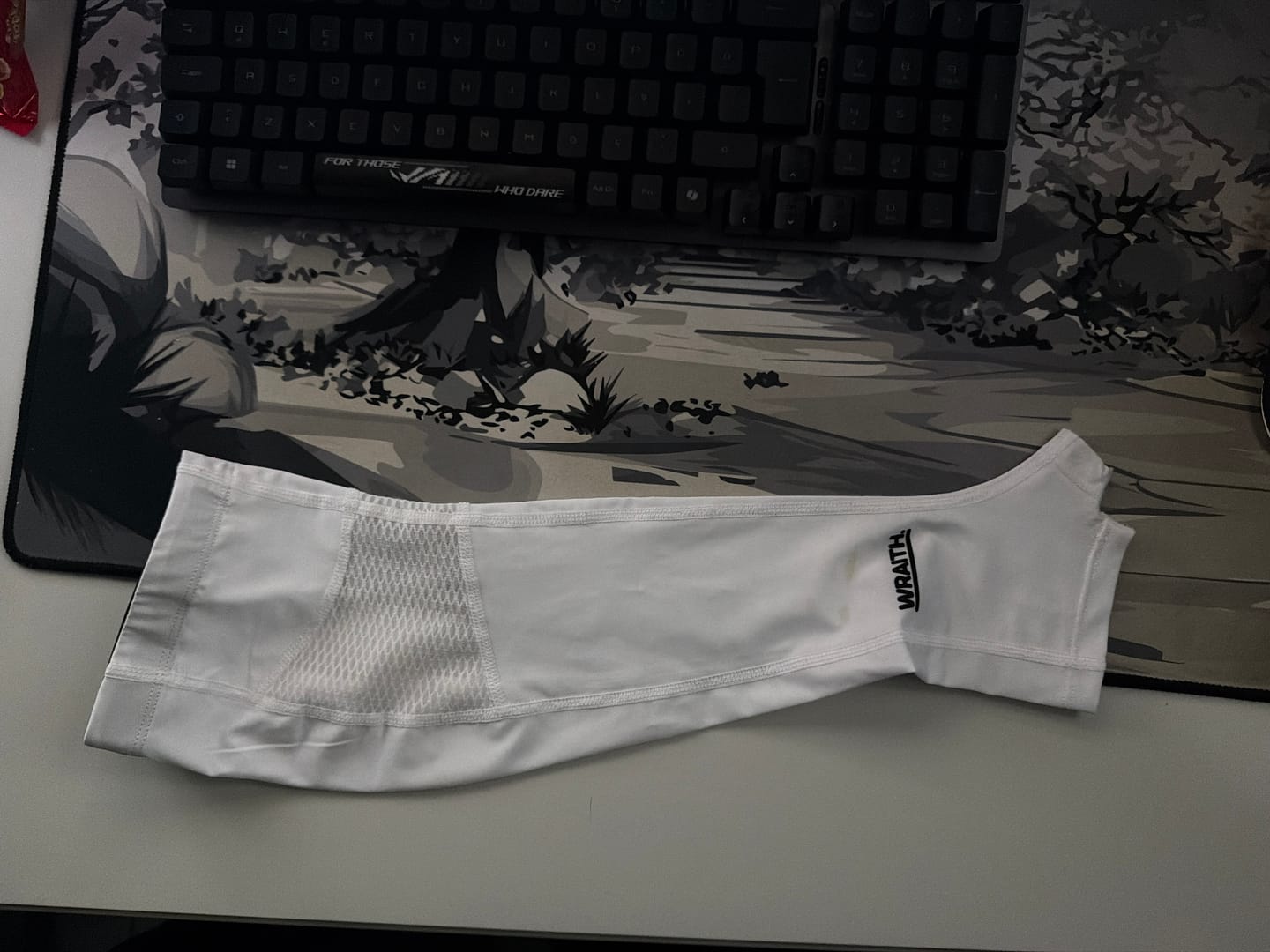 Customer photo review of Wraith Esports Arm Sleeve