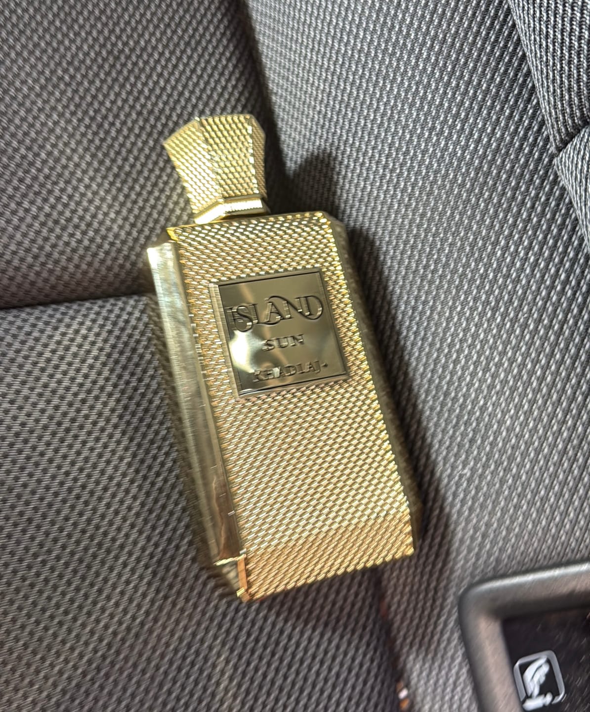 Customer photo review of PureOud Mystery Box