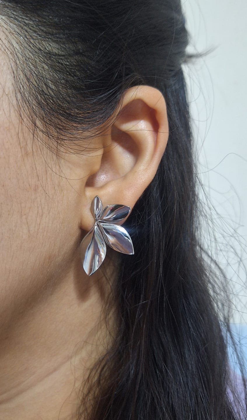 Customer photo review of Aretes Oliva Plata