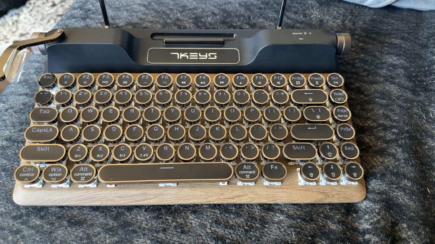 Classic Typewriter Keyboard